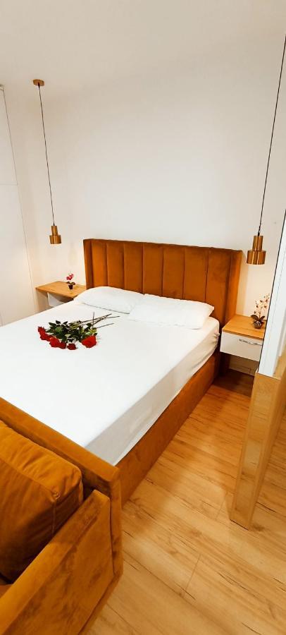 Selvia Apartament Тирана Экстерьер фото
